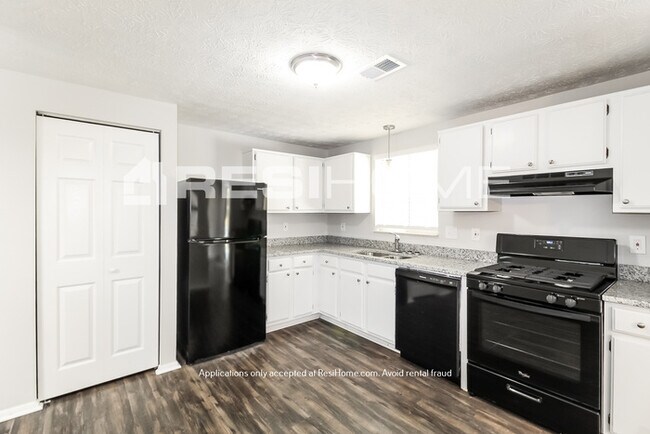 Building Photo - 5771 Singer Ct