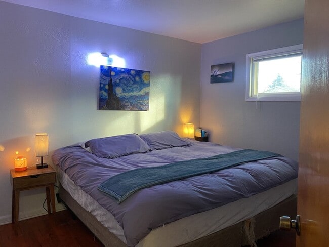 Building Photo - 1724-1726 Morningside Dr