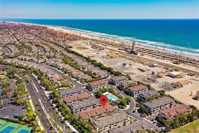Building Photo - 6257 Pacific Pointe Dr