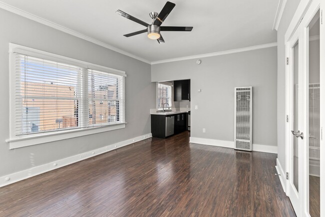 Primary Photo - 138 Elm Ave