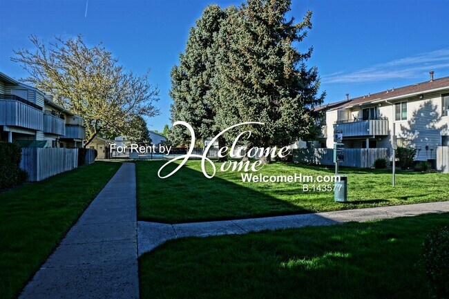 Building Photo - Convenient & Cozy Ground Level Condo Near ...