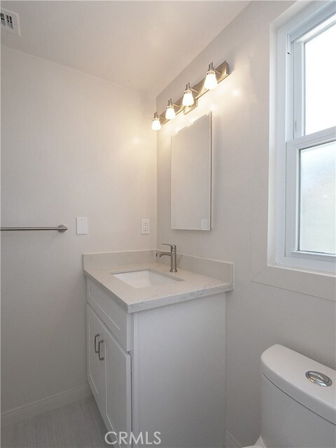 Building Photo - 27665 Longhill Dr