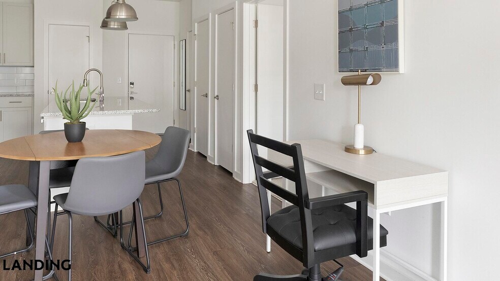 Building Photo - 2110 Birkhall St