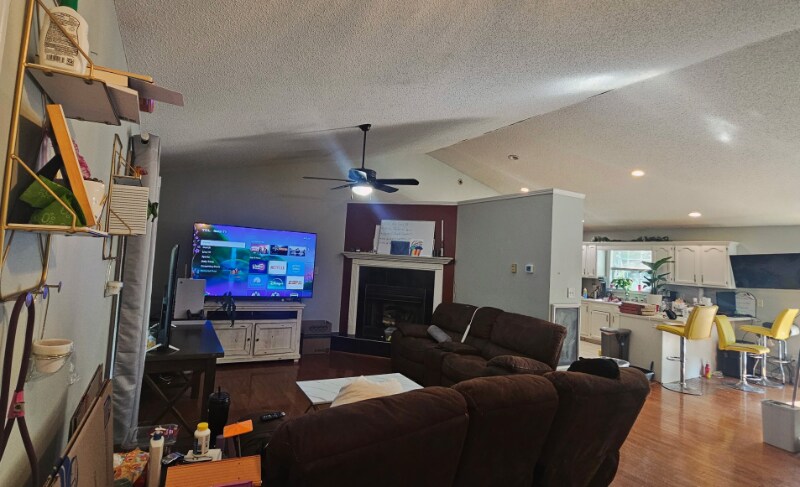 Building Photo - 115 Wilde Brook Dr