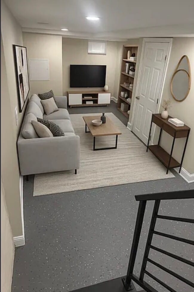 Building Photo - 5751 Walton Ave