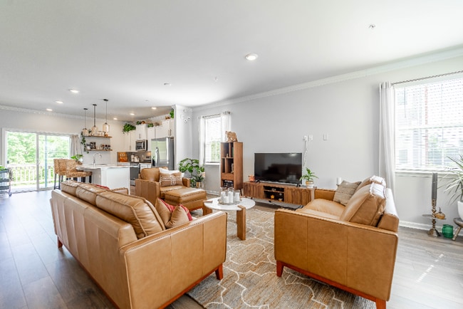 Building Photo - 6612 Bullrush Ct