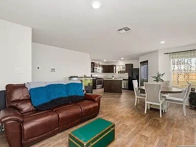 Building Photo - 5826 Kendall Pr