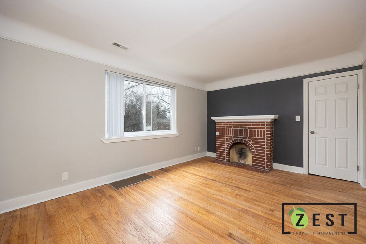 Building Photo - 9770 Outer