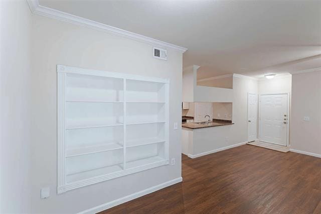 Building Photo - 10505 S I-35 Frontage Rd