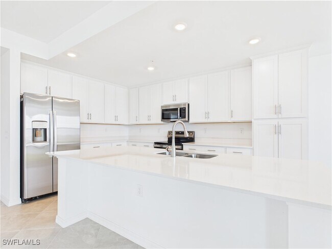Building Photo - 5555 Double Eagle Cir