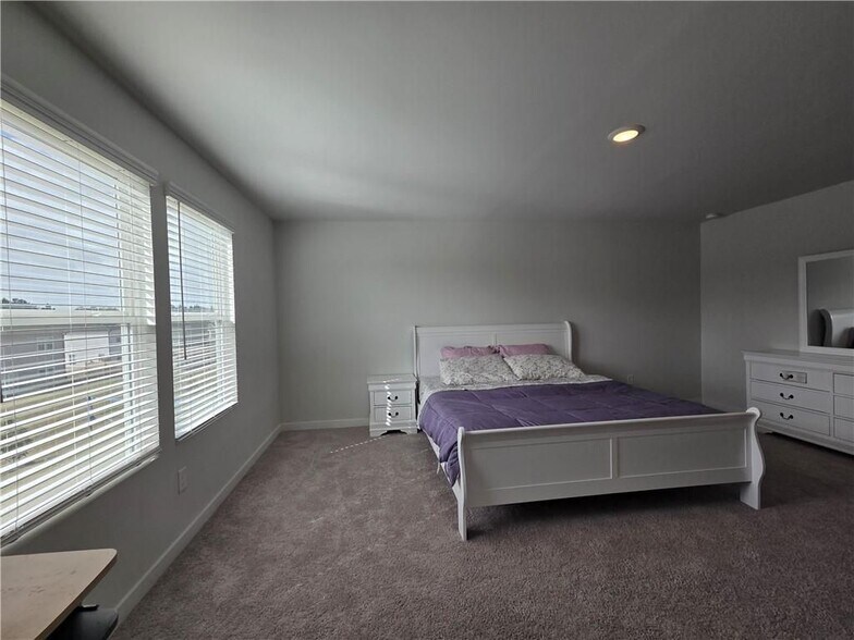 Building Photo - 2499 Brown Dove Wy