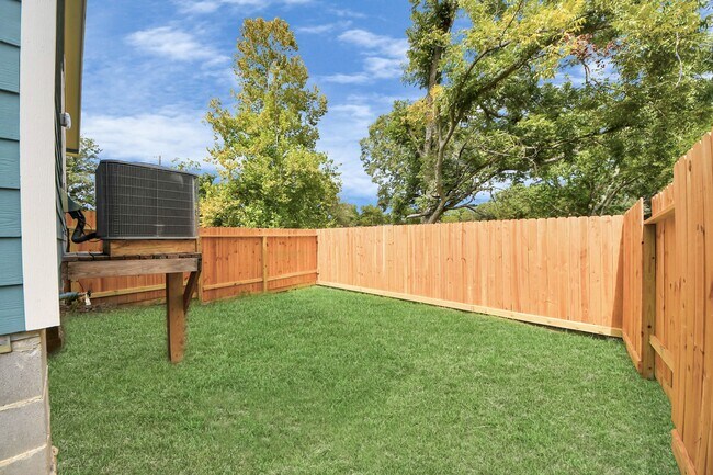 Building Photo - 1314 W Willis St