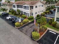 Building Photo - 2121 NE 42nd Ct