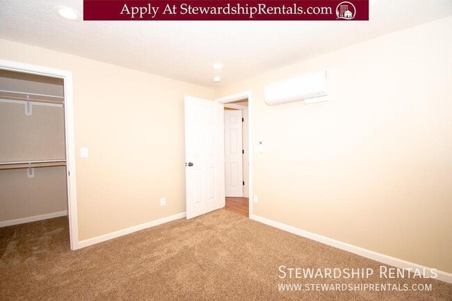 Building Photo - 1010 E 18th Ave