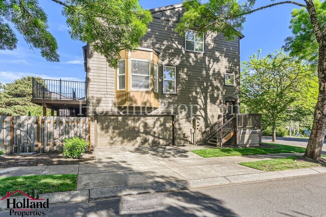 Building Photo - Beautiful End-Unit Townhome with 3 Bedrooms, 3 Full Baths & Private Outdoor Living
