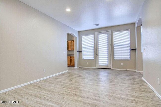 Building Photo - 35210 N 30th Dr