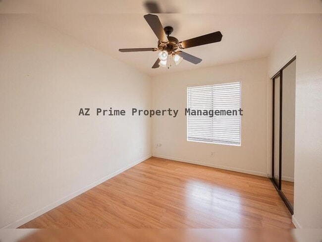 Building Photo - 2141 E Kirkland Ln