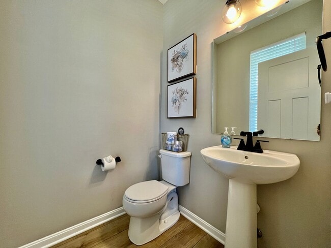 Building Photo - 1825 Archerfield Pl
