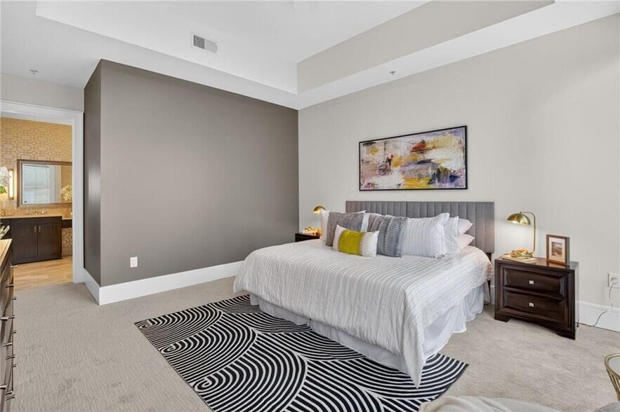 Building Photo - 1065 Peachtree St NE