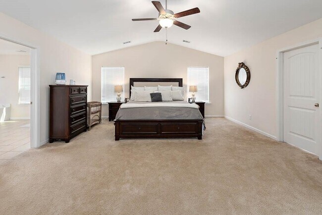 Building Photo - 174 Coral Dr