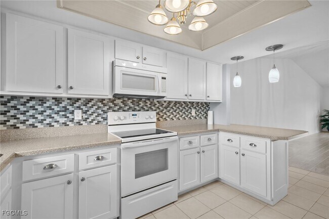 Building Photo - 15350 Moonraker Ct