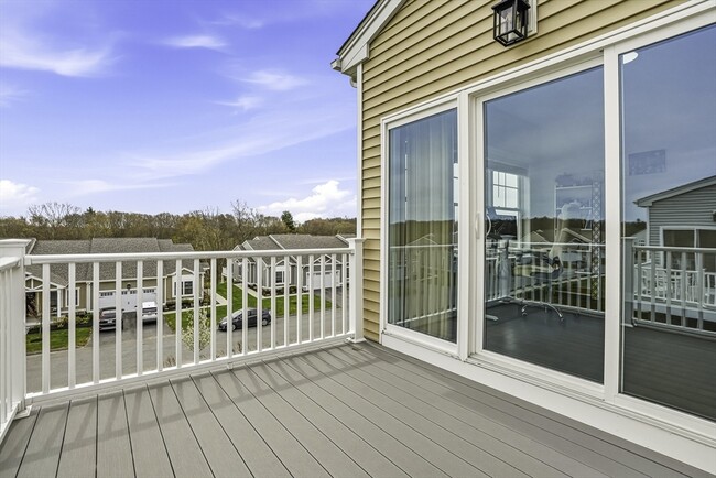 Building Photo - 52 Logan's Run