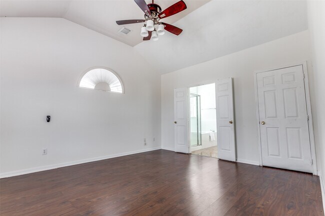 Building Photo - 212 Cedar Branch Dr