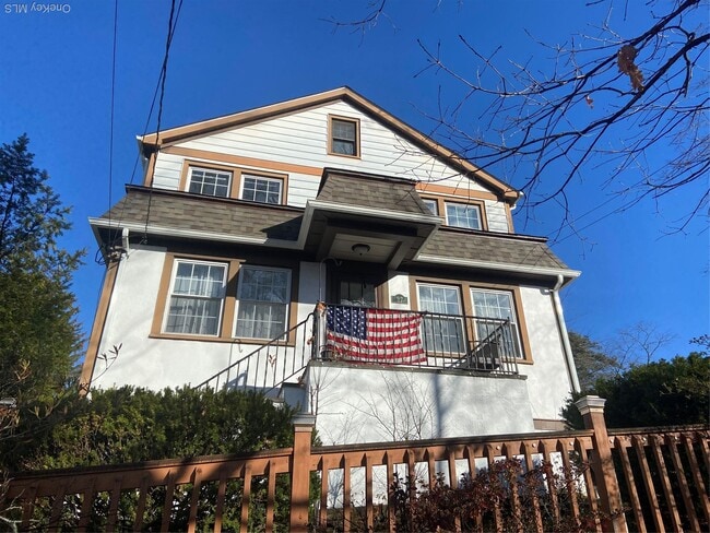 Building Photo - 27 Grand Blvd