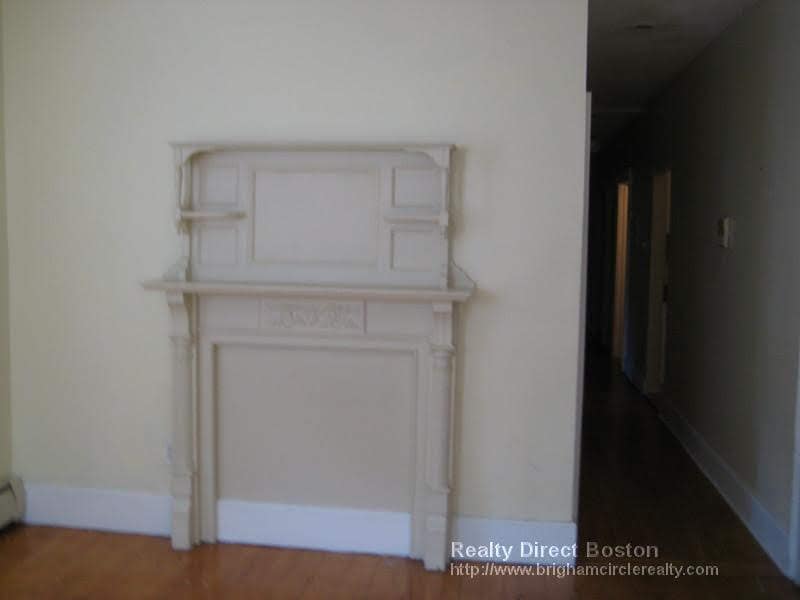 Building Photo - 101 Calumet St