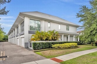 Building Photo - 438 W Swoope Ave