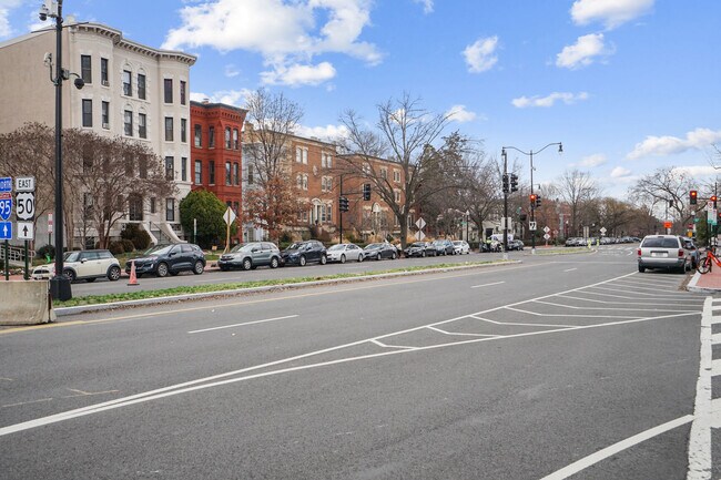 Maryland Ave, NE & 3rd St - 212 3rd St NE