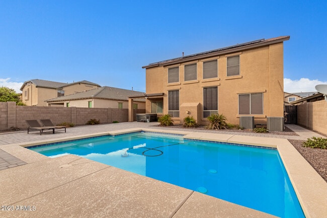 Building Photo - 40747 W Robbins Dr