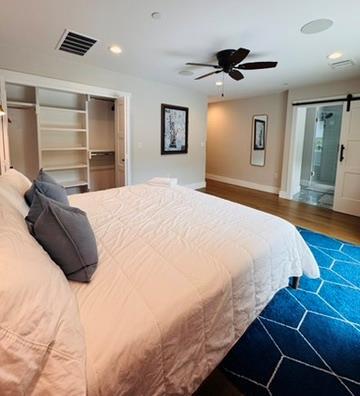 Building Photo - 2007 Manana St