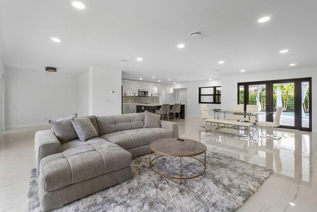 Building Photo - 1200 SW 8th St