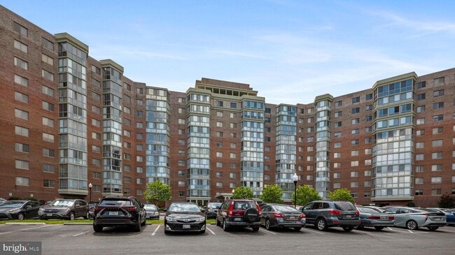 Building Photo - 3100 N Leisure World Blvd