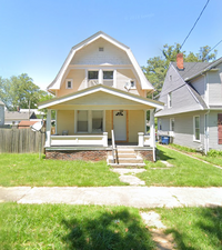 Building Photo - Spacious 3 Bedroom Home