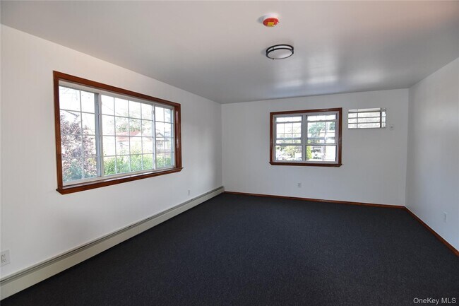 Building Photo - 24-28-28 95th St