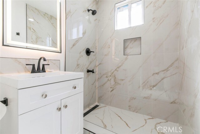 Building Photo - 15024 Marson St