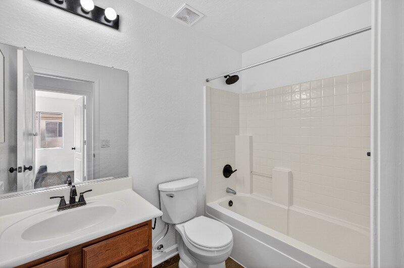 Building Photo - 2130 Sabino Ln