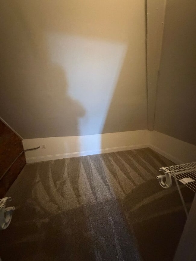 Building Photo - Fully Renovated 3BR/1.5 Bath in Olde Towne East!