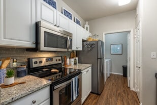 Interior Photo - Gables at the Terrace