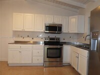 Building Photo - 1572 NE 149th St