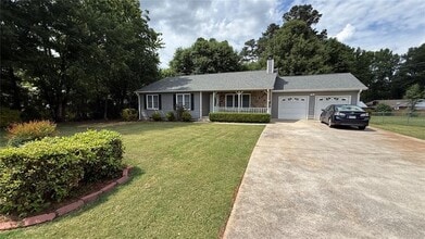 Building Photo - 6683 Homestead Rd