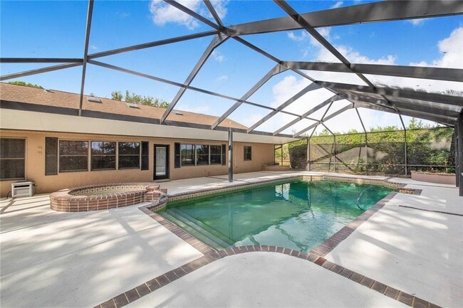 Building Photo - 7740 Lake Hatchineha Rd