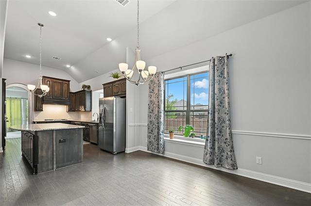 Building Photo - 13923 Hopewell Dr
