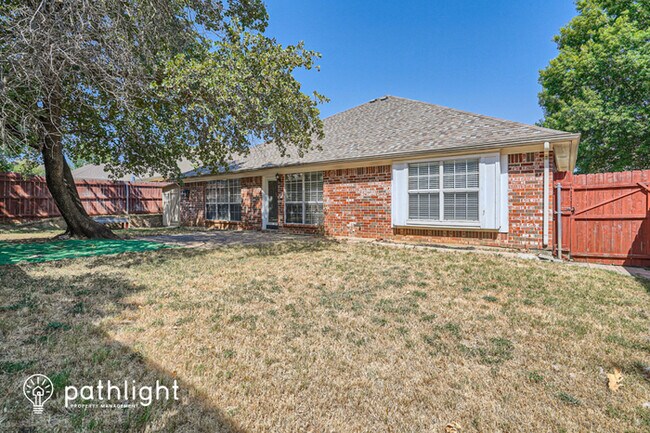 Building Photo - 603 Parkhill Drive, Mansfield, TX, 76063