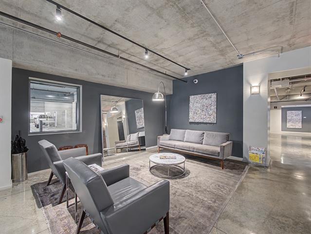 Building Photo - 1999 McKinney Ave