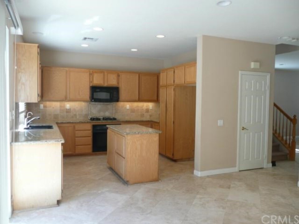 Building Photo - 18 Copperstone Ln