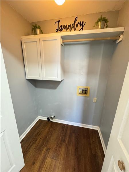 Building Photo - 1212 Knotts Dr