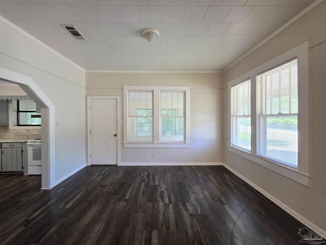 Building Photo - 5404 N Blue Angel Pkwy